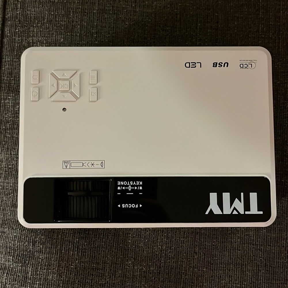 TMY Mini Projector - Picture 2 of 4